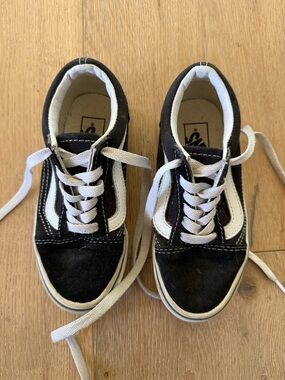 Vans Kids Black and White Low-Top Skate Sneakers